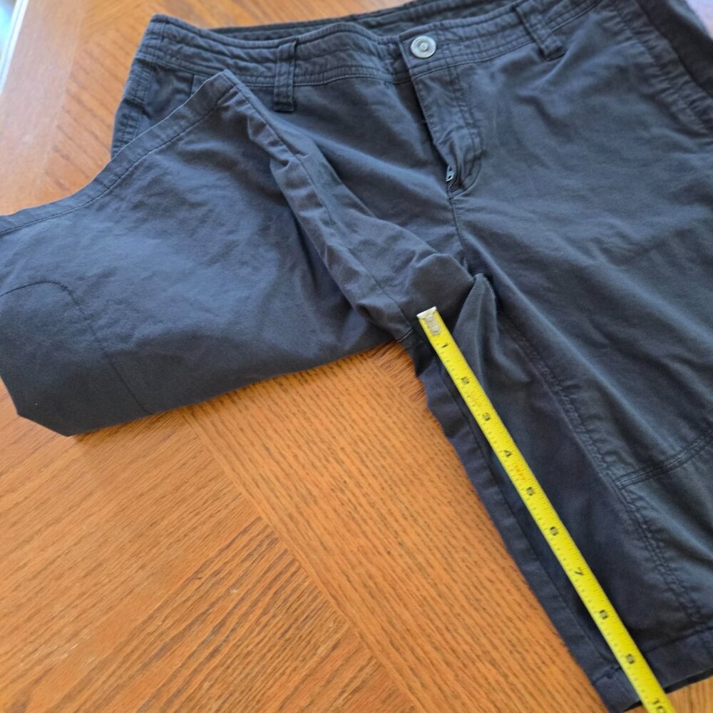 Kuhl Spire Bermuda shorts, women's size 10, dark gray/black - Picture 3 of 6